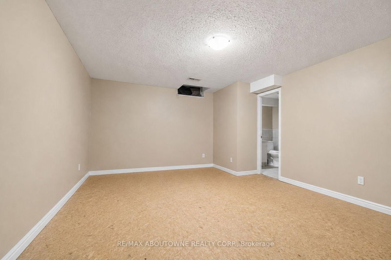 2285 Dunedin Oakville,ON L6J 5V4 — Photo 37