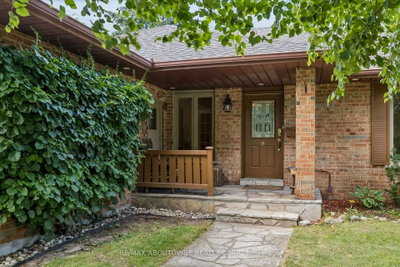 2285 Dunedin Road • Oakville, ON photo 5