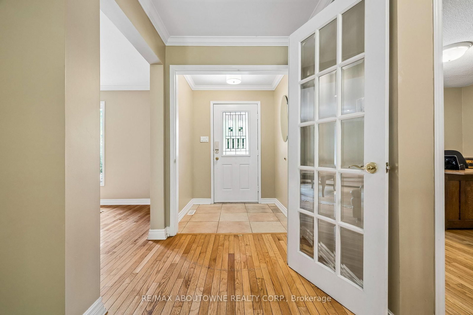 2285 Dunedin Road • Oakville, ON photo 6