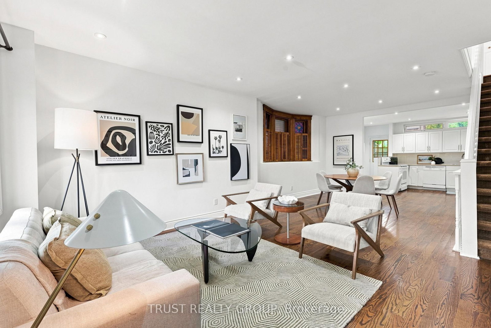 298 Garden Avenue • Toronto, ON photo 8