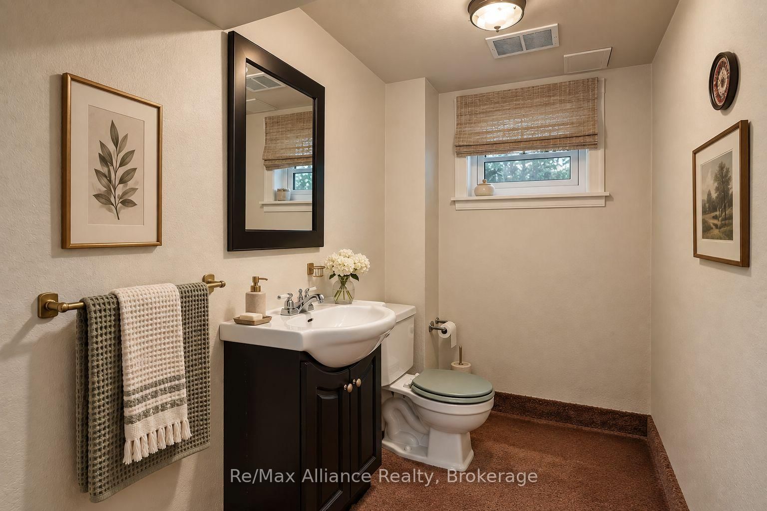 410 The Kingsway • Toronto, ON photo 29