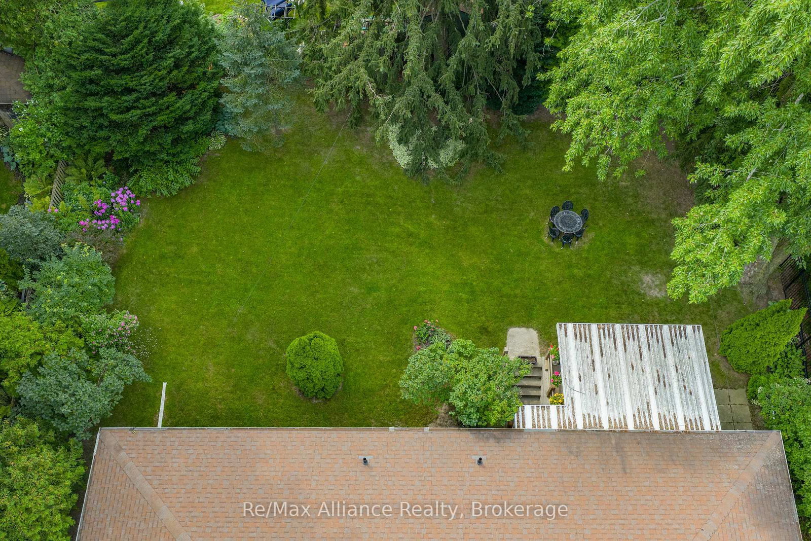 410 The Kingsway • Toronto, ON photo 34