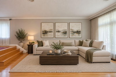 410 The Kingsway • Toronto, ON photo 8