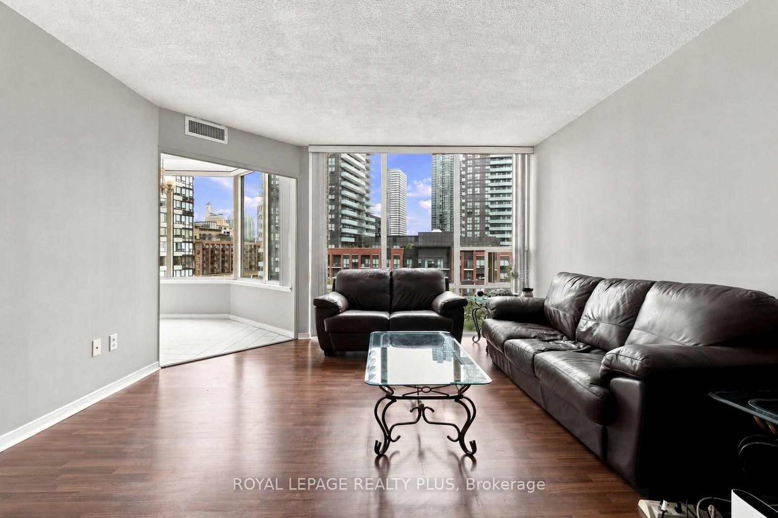 350 Rathburn Road W • #701 • Mississauga, ON photo 12