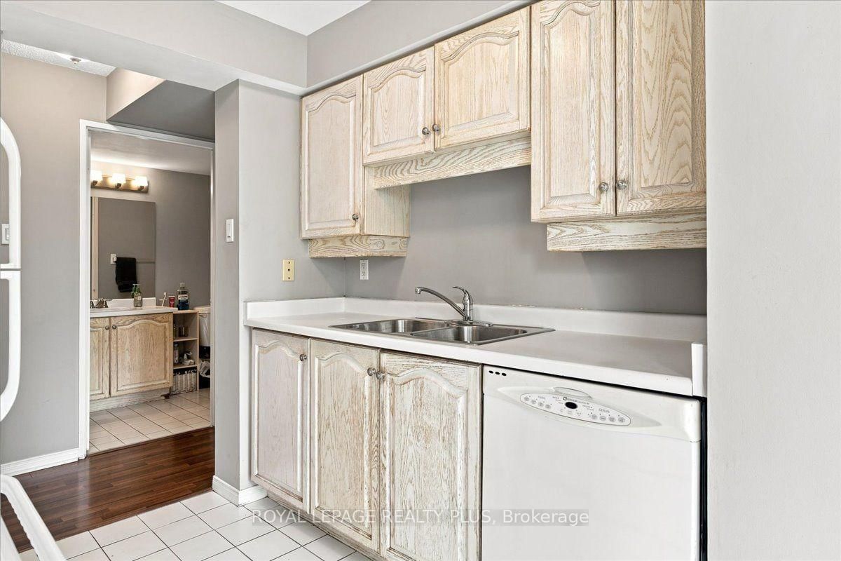 350 Rathburn Road W • #701 • Mississauga, ON photo 15