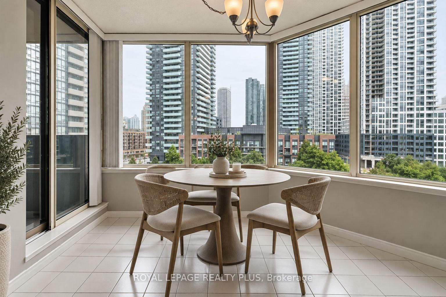 350 Rathburn Road W • #701 • Mississauga, ON photo 18