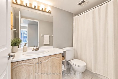 350 Rathburn Mississauga,ON L5B 3Y2 — Photo 24