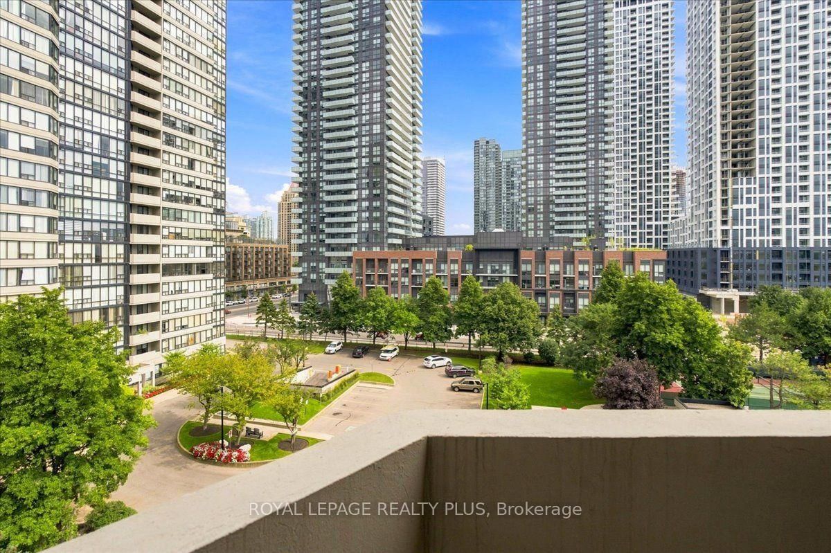 350 Rathburn Road W • #701 • Mississauga, ON photo 29