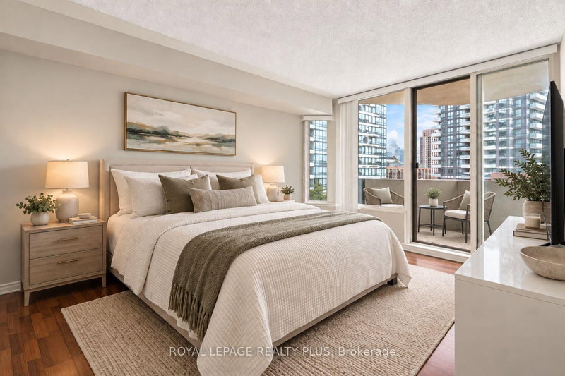 350 Rathburn Mississauga,ON L5B 3Y2 — Photo 42