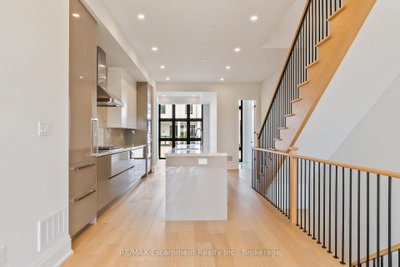 138 East Street • #4 • Oakville, ON photo 3