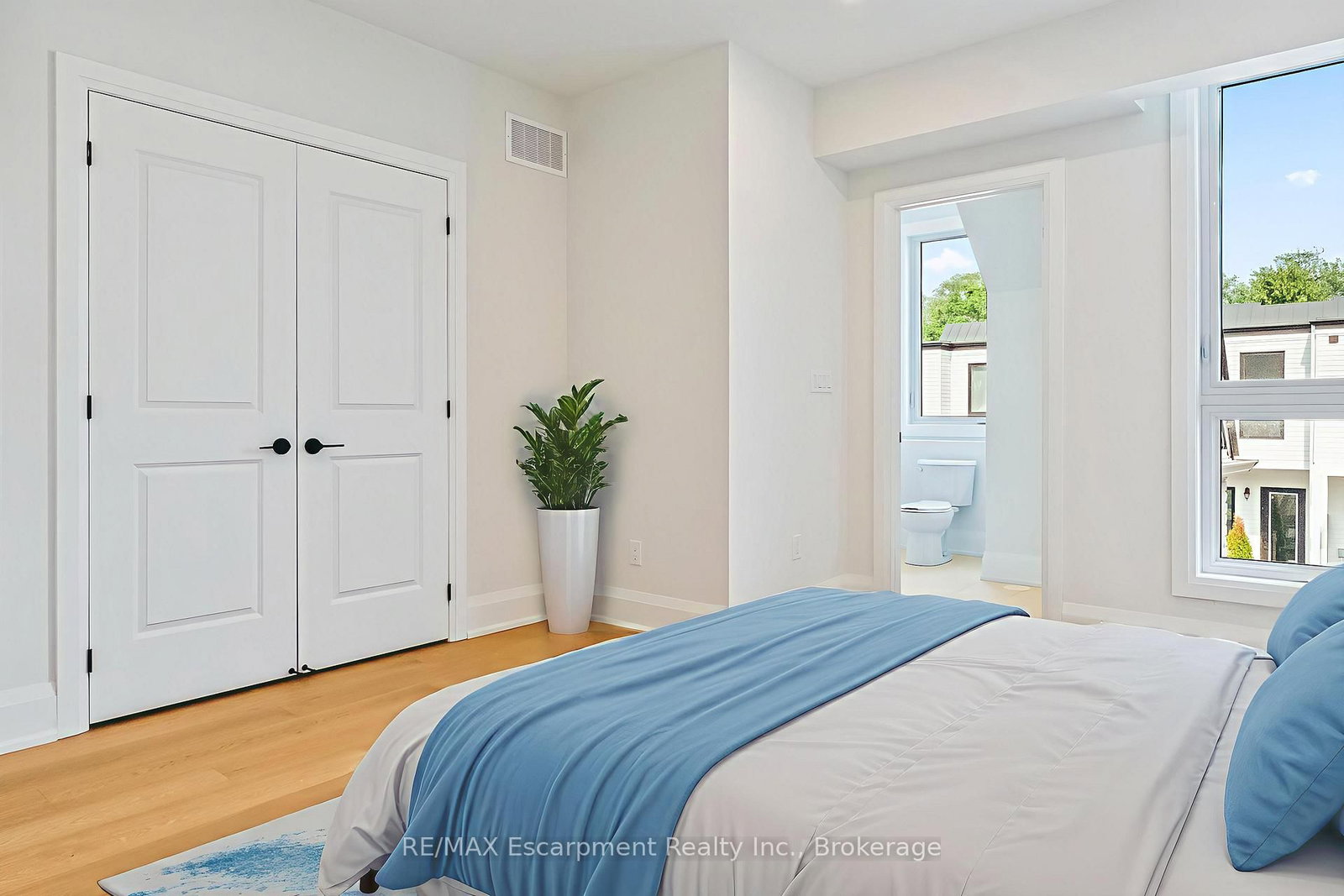 138 East Street • #4 • Oakville, ON photo 9
