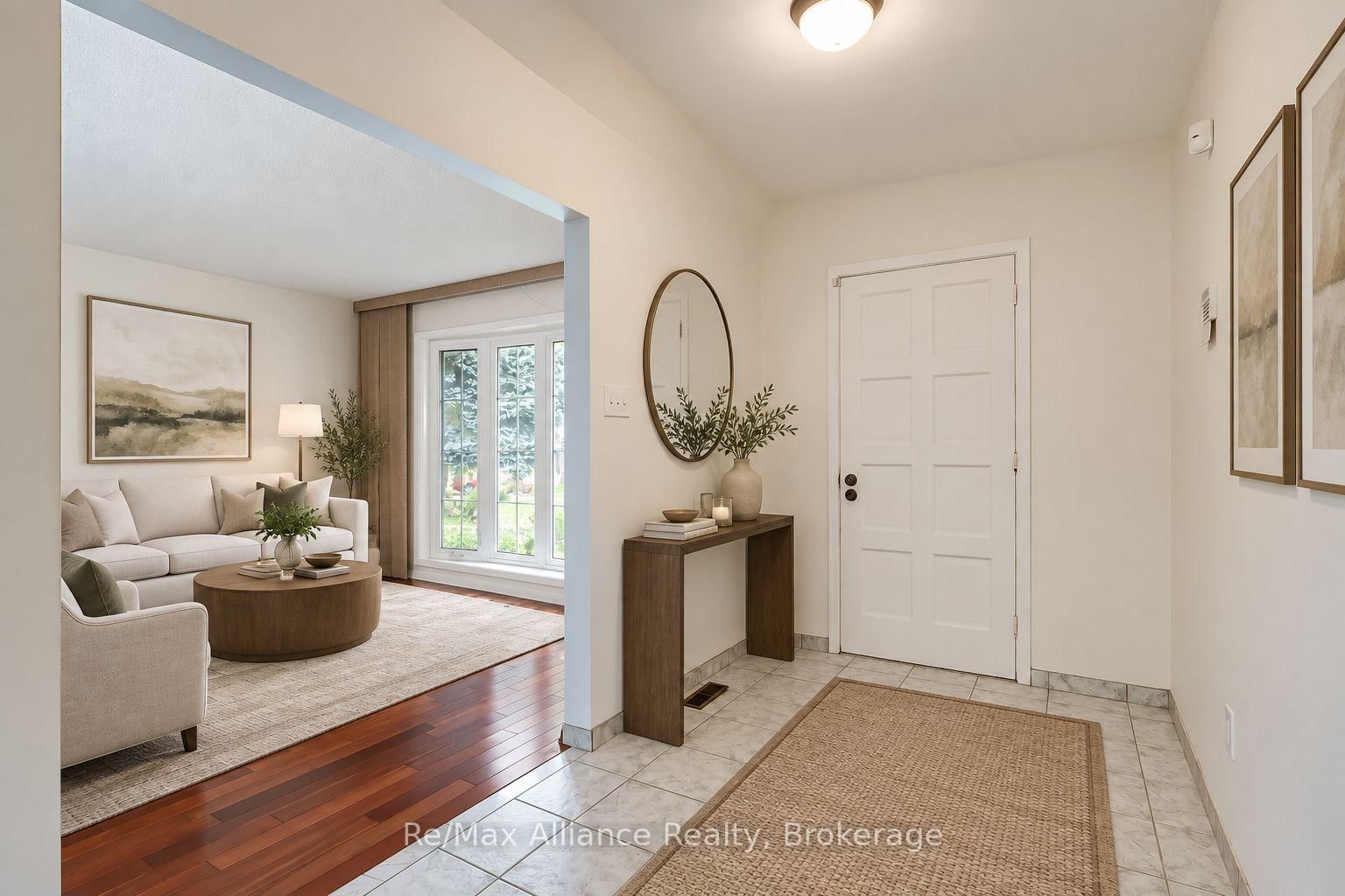 2454 Woking Crescent • Mississauga, ON photo 4