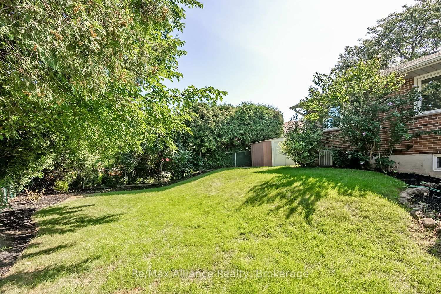 2454 Woking Crescent • Mississauga, ON photo 45