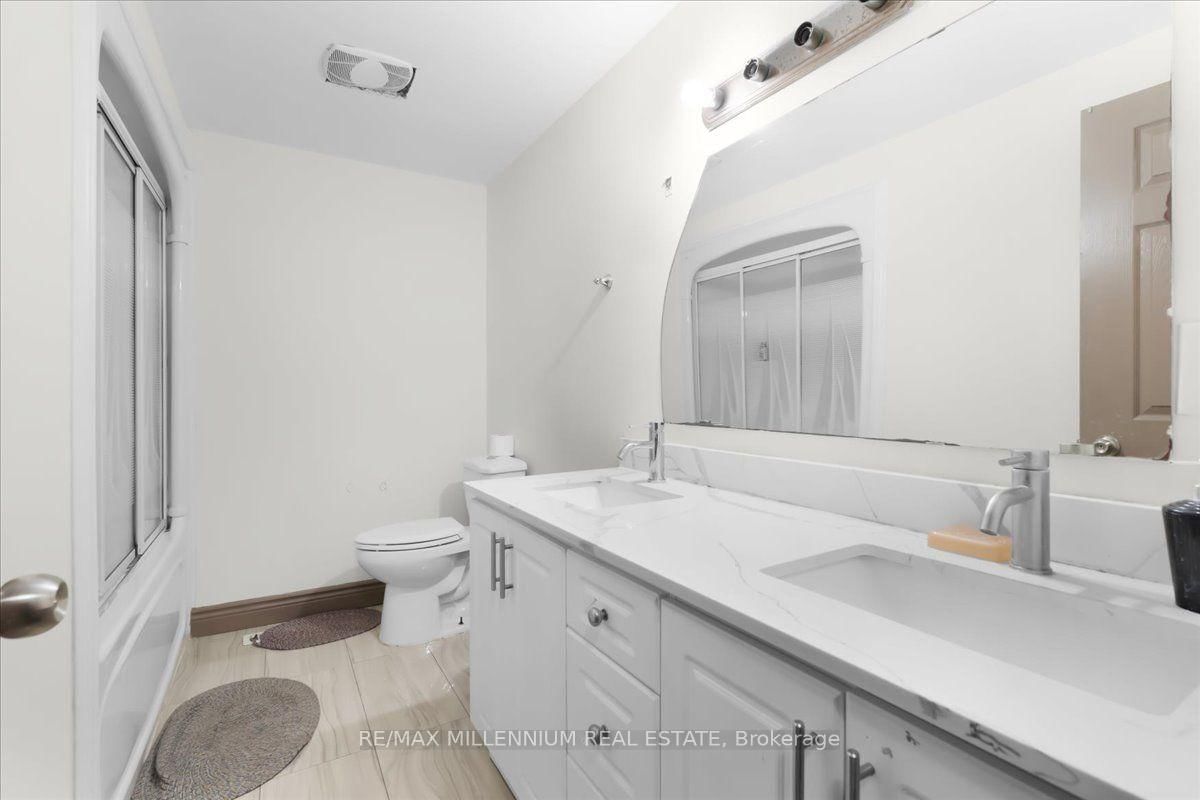 26 Talbot Street • Brampton, ON photo 11