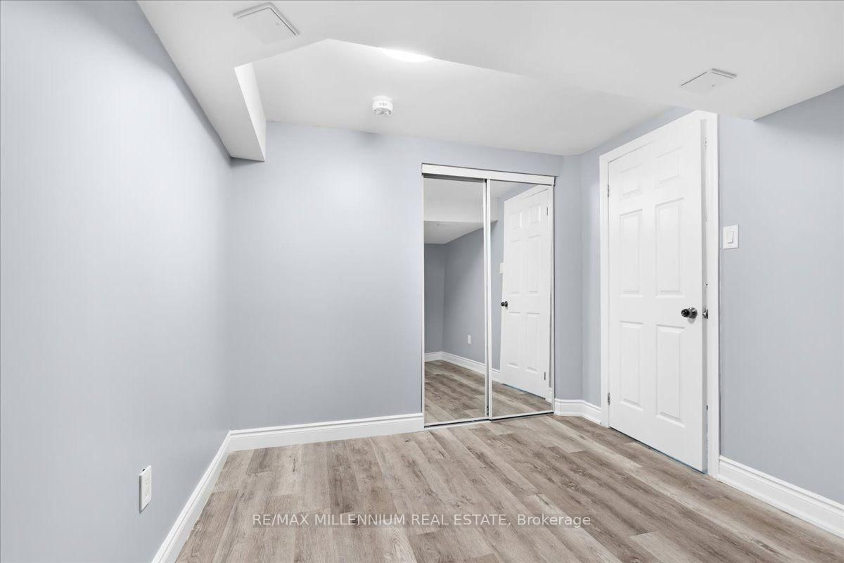 26 Talbot Street • Brampton, ON photo 23