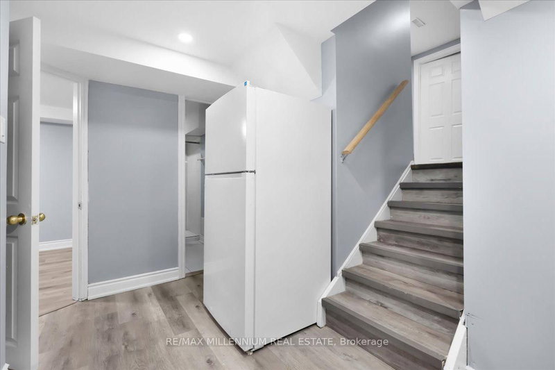 26 Talbot Brampton,ON L6X 2P5 — Photo 24