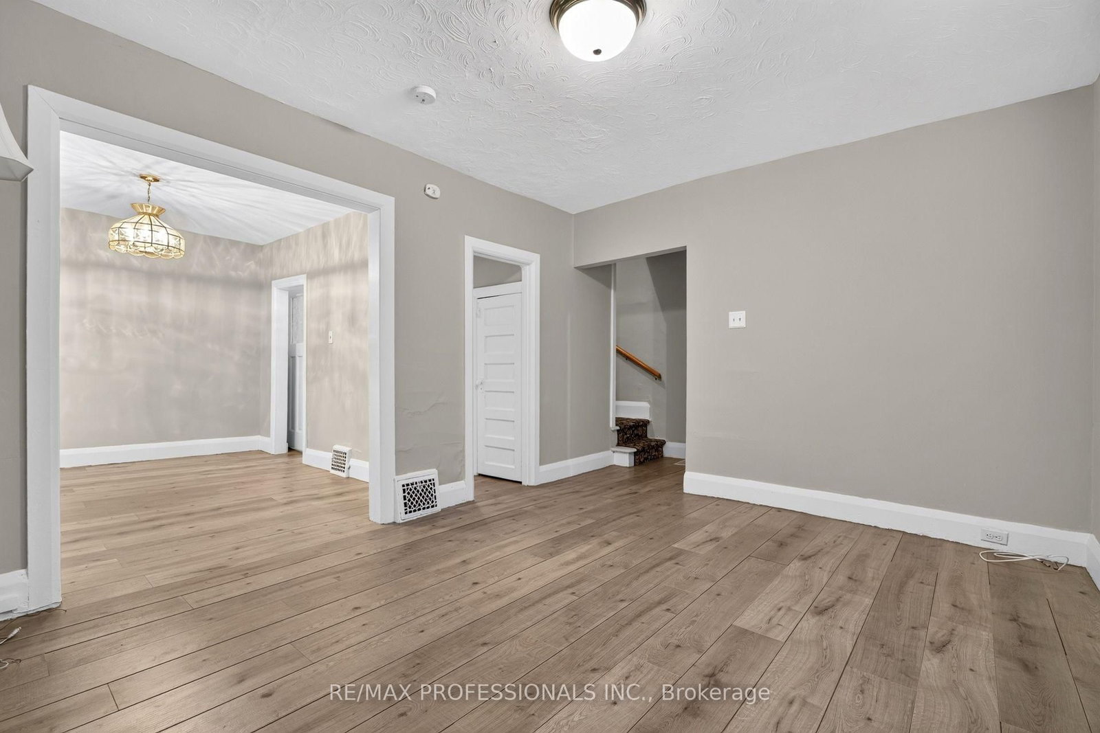 262 Melrose Street • Toronto, ON photo 8