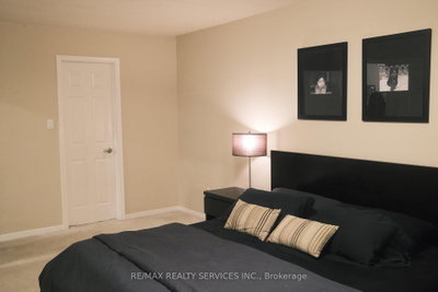 3975 Seebring Mississauga,ON L5L 3Y1 — Photo 11