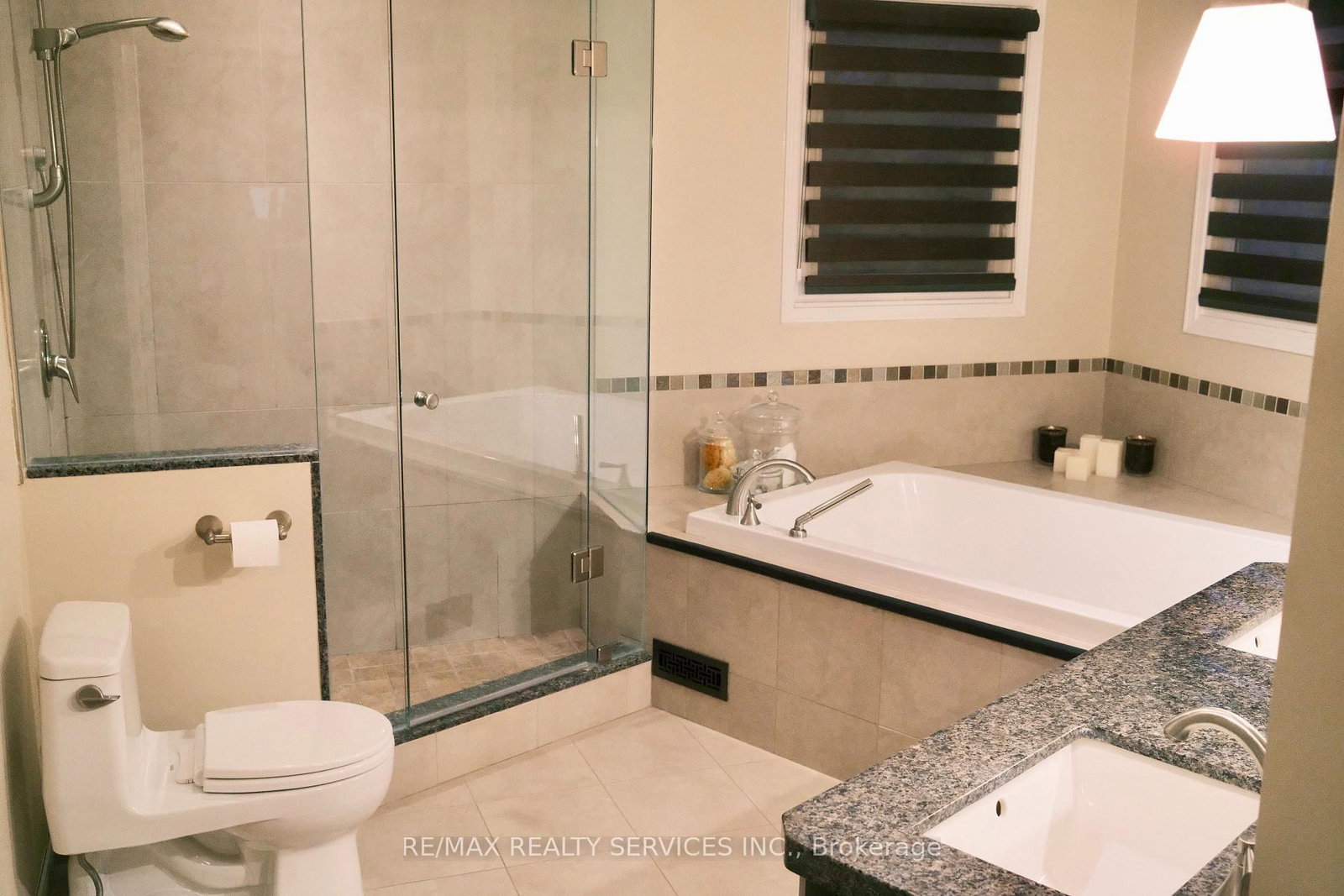 3975 Seebring Crescent • Mississauga, ON photo 13