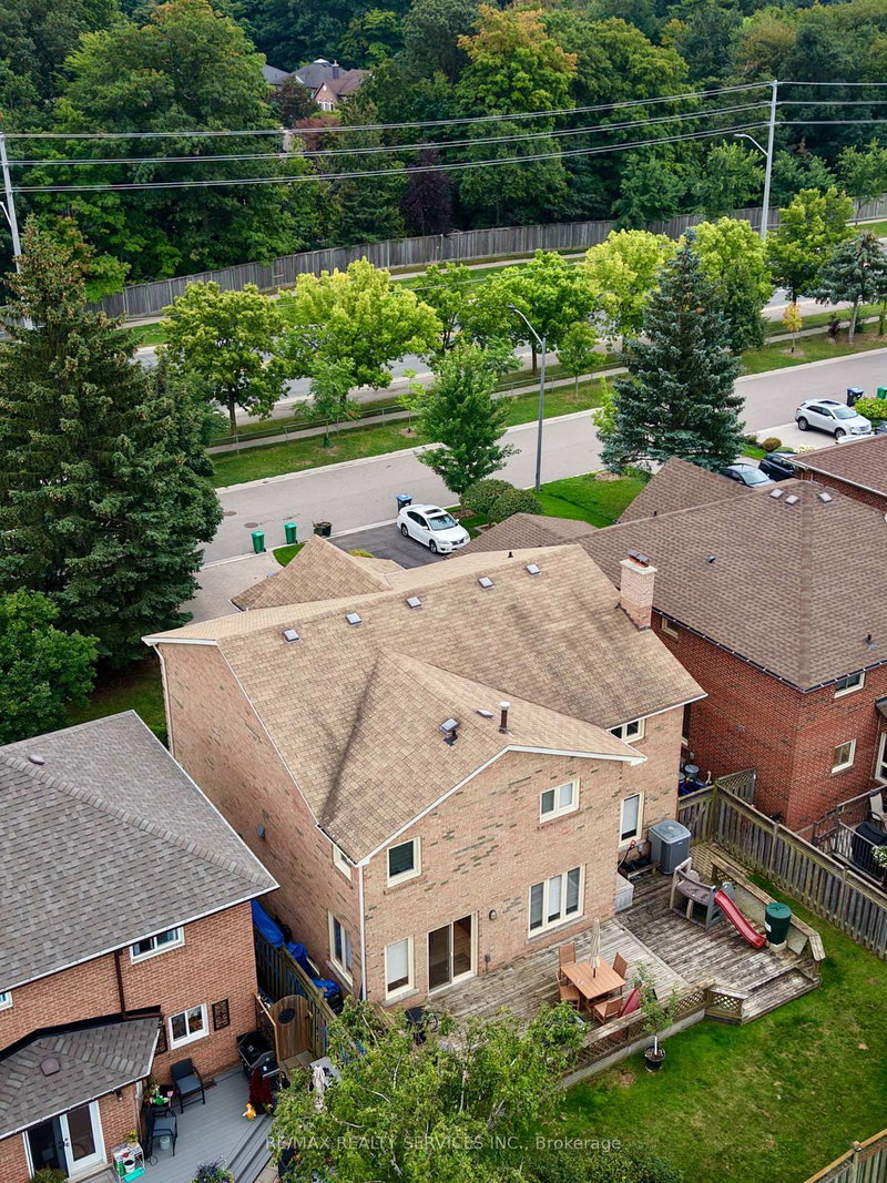 3975 Seebring Mississauga,ON L5L 3Y1 — Photo 20