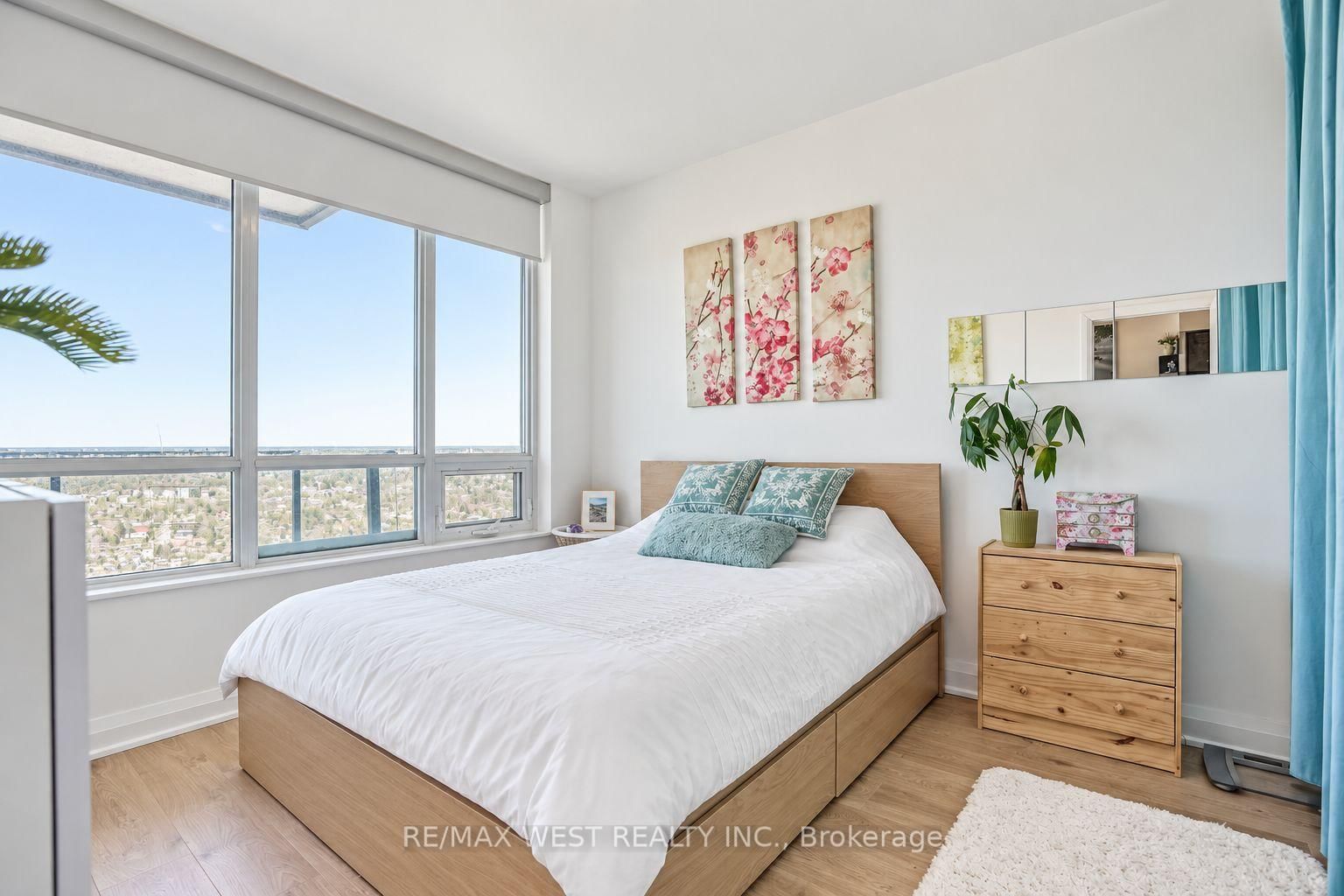 36 Park Lawn Road • #2107 • Toronto, ON photo 5