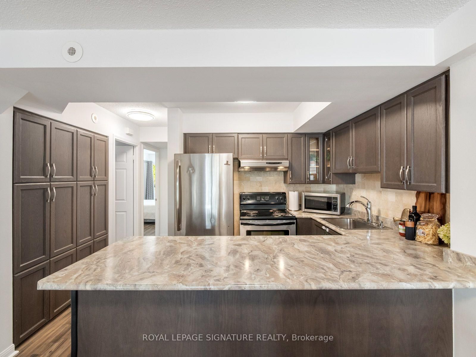 65 George Appleton Way • #2067 • Toronto, ON photo 18