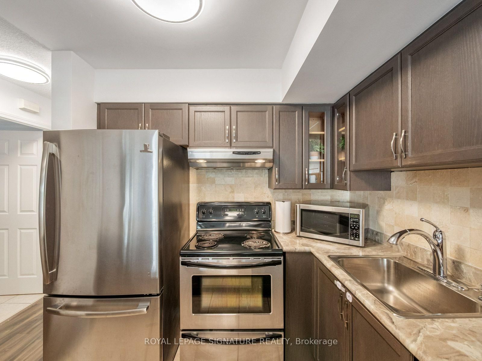 65 George Appleton Way • #2067 • Toronto, ON photo 21