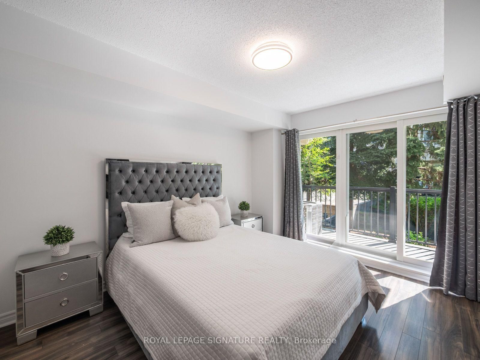 65 George Appleton Way • #2067 • Toronto, ON photo 23