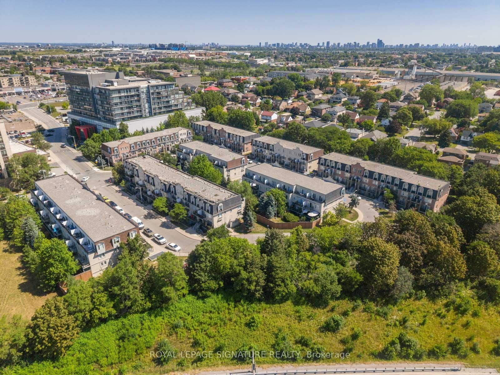 65 George Appleton Way • #2067 • Toronto, ON photo 41