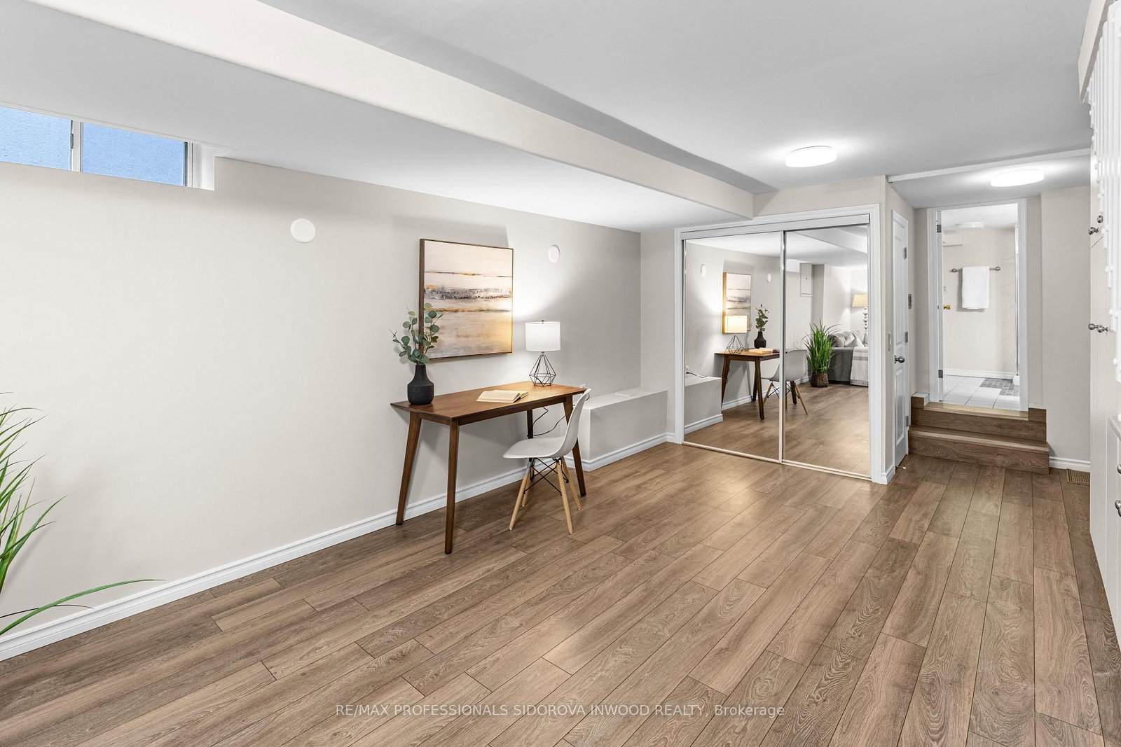 19 Harshaw Avenue • Toronto, ON photo 23