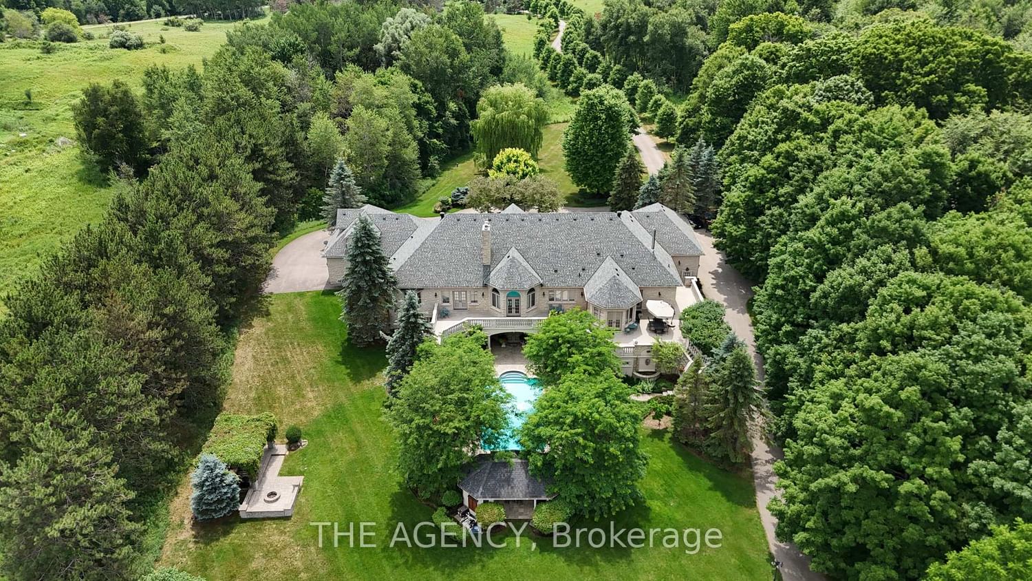 18387 The Gore Road • Caledon, ON photo 3