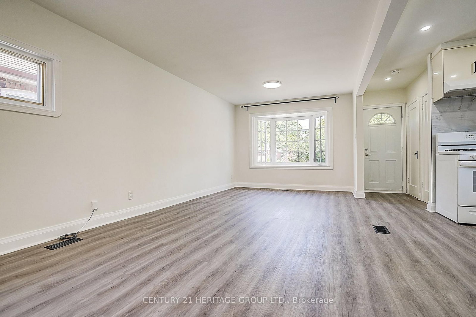 441 Rimilton Avenue • Toronto, ON photo 20