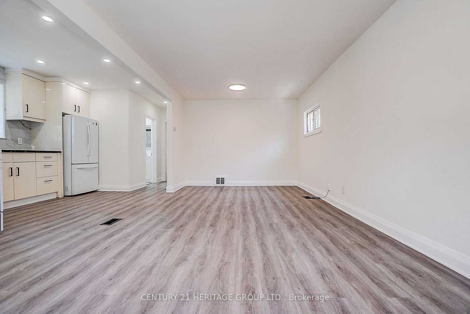 441 Rimilton Avenue • Toronto, ON photo 22