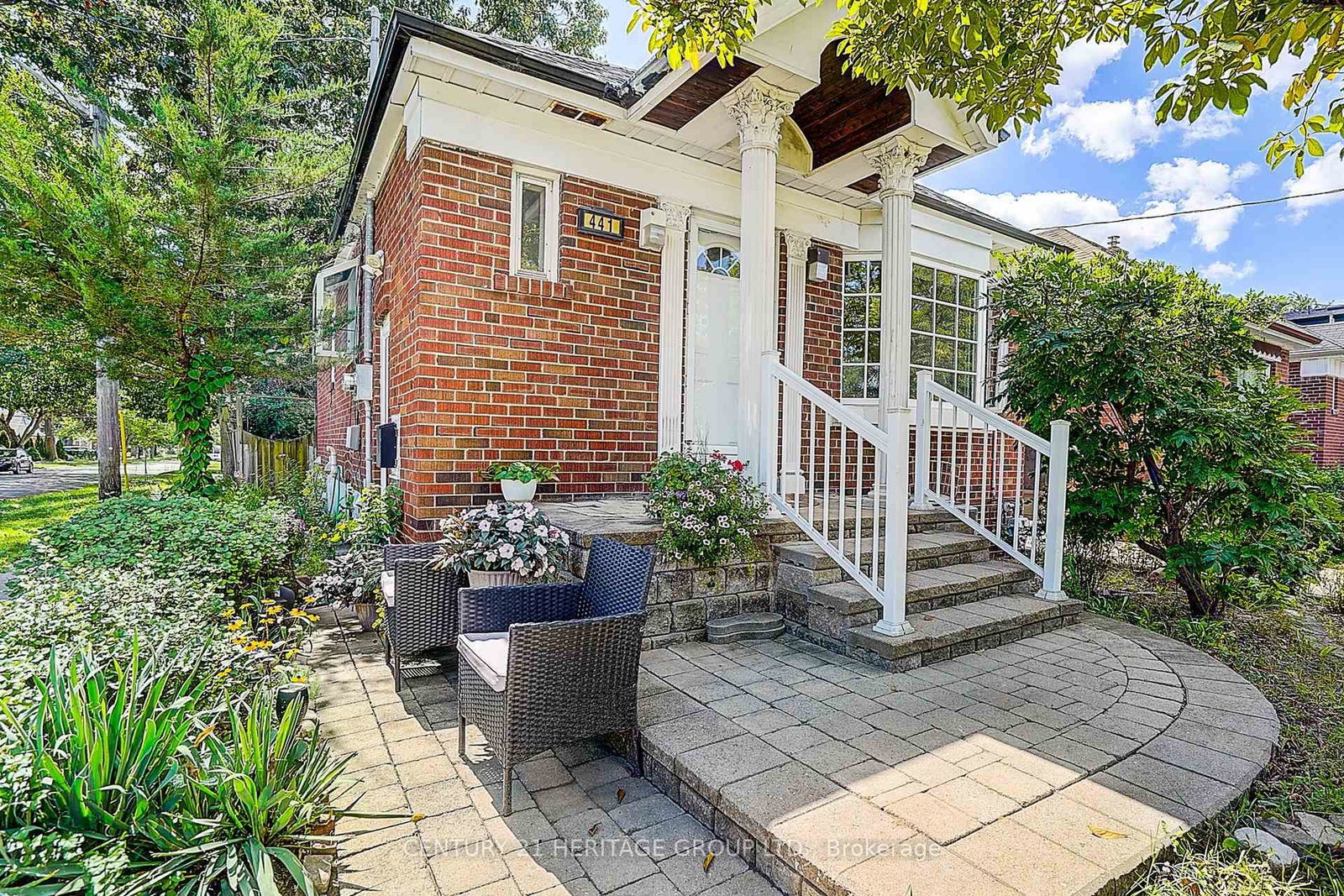 441 Rimilton Avenue • Toronto, ON photo 5