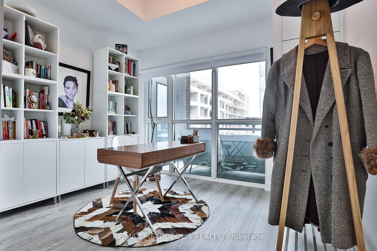 25 Neighbourhood Lane • #703 • Toronto, ON photo 15