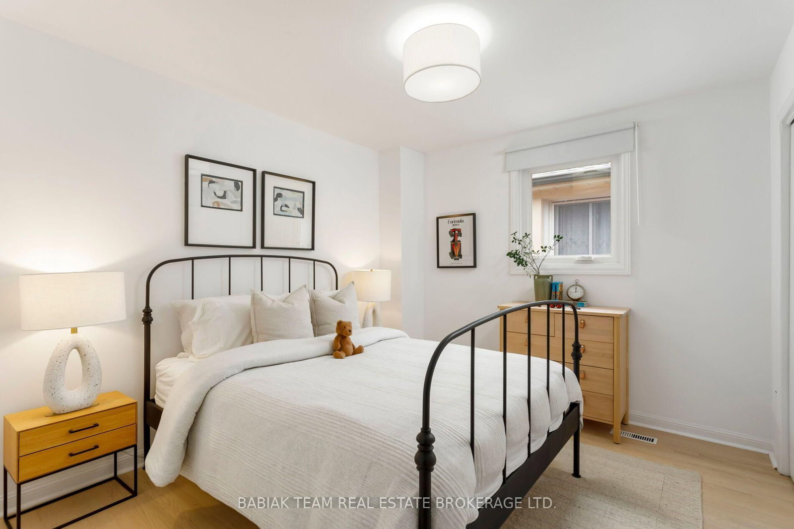220 Medland Street • Toronto, ON photo 23