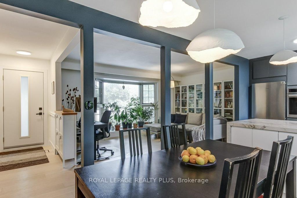 5322 Windermere Drive • Burlington, ON photo 11