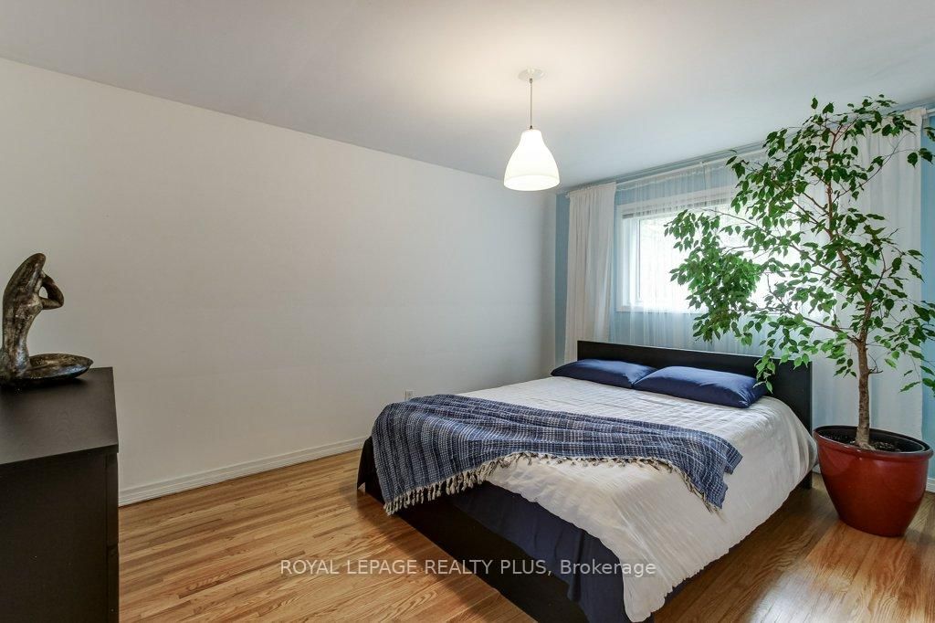 5322 Windermere Drive • Burlington, ON photo 22
