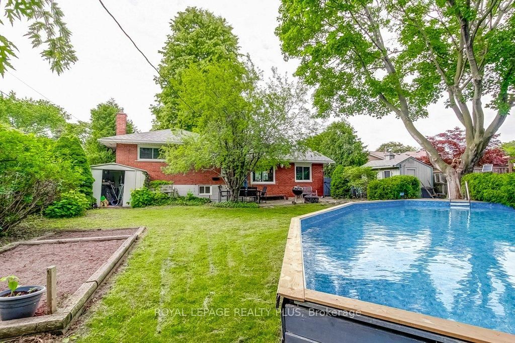 5322 Windermere Drive • Burlington, ON photo 42