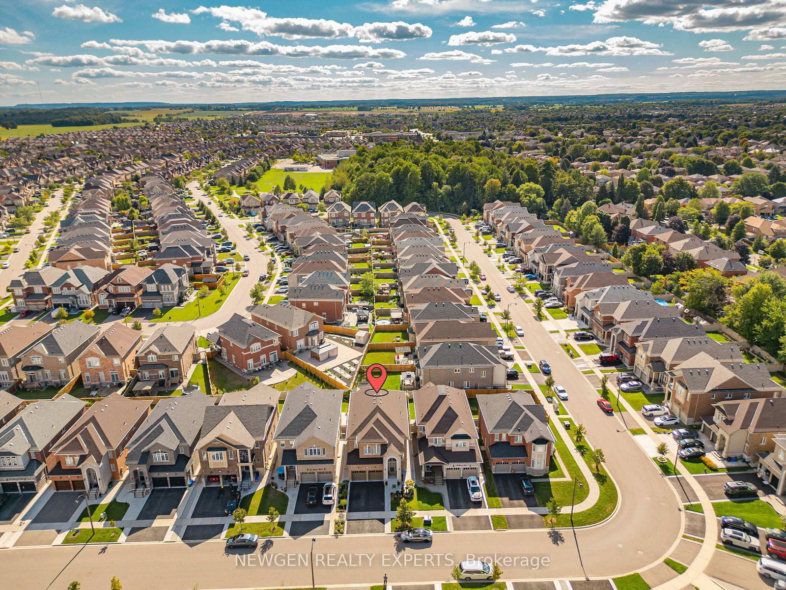 60 Monarch Drive • Halton Hills, ON photo 5