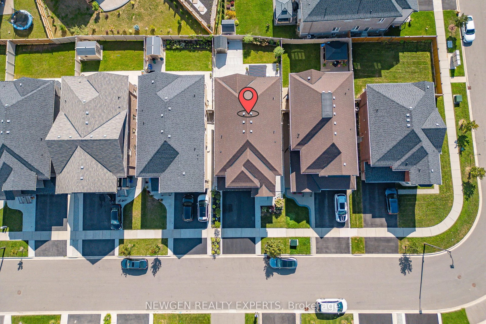60 Monarch Drive • Halton Hills, ON photo 6