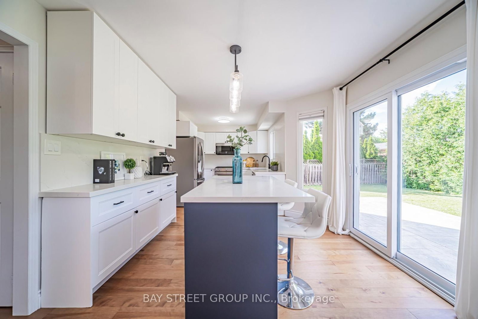 29 Roslo Court • Oakville, ON photo 20