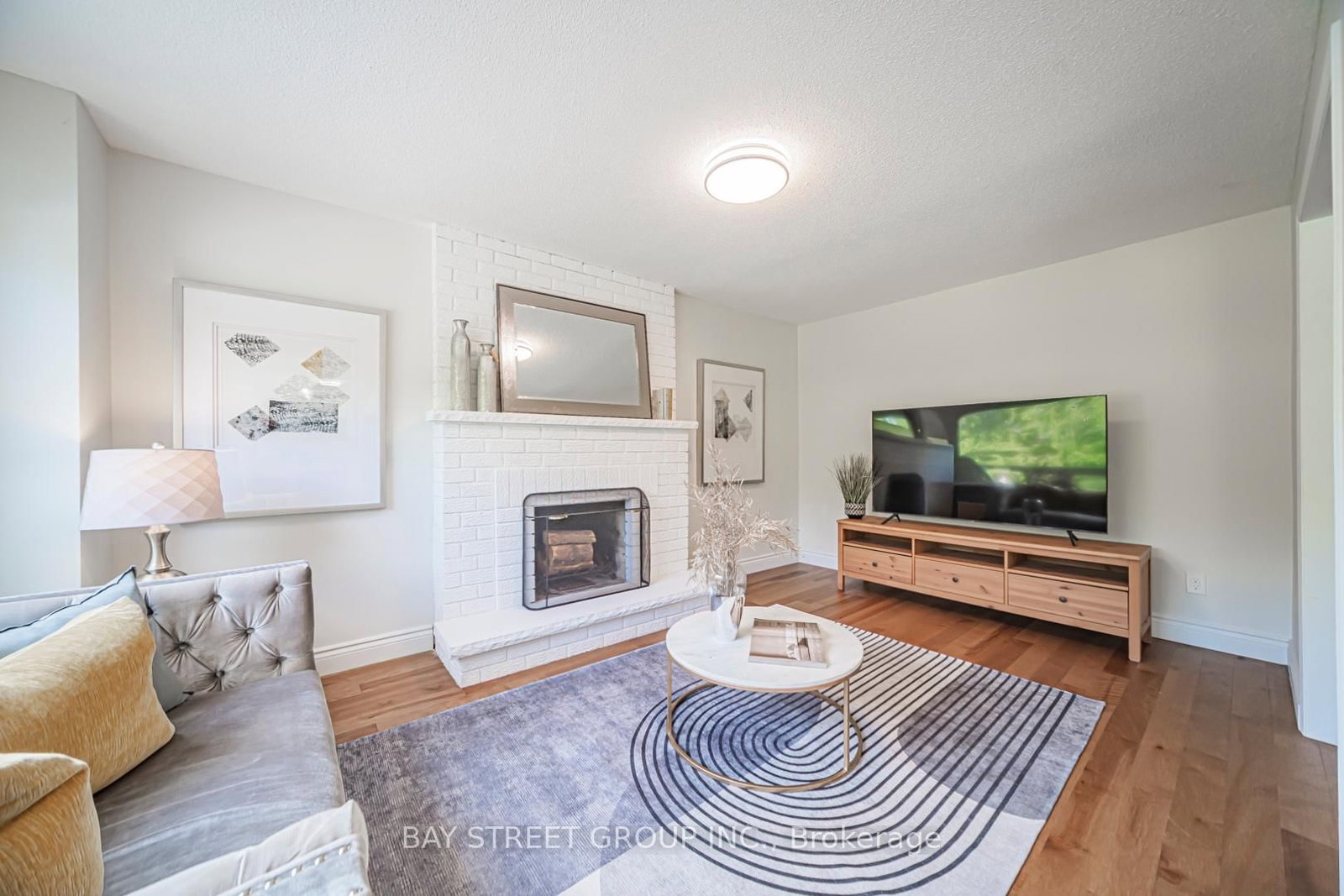 29 Roslo Court • Oakville, ON photo 22
