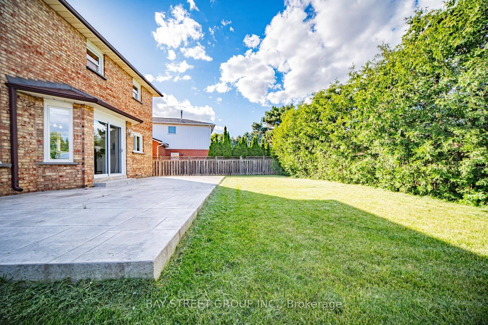 29 Roslo Court • Oakville, ON photo 49