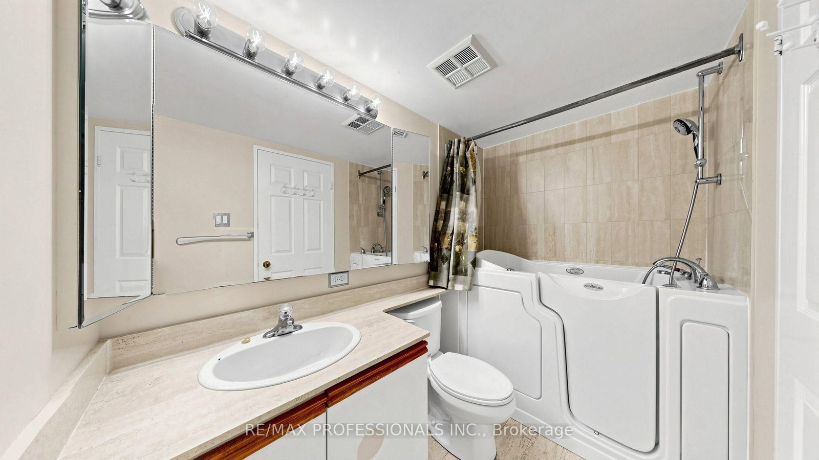 20 Cherrytree Drive • #1107 • Brampton, ON photo 20