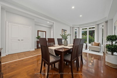 3368 Raspberry Bush Trail • Oakville, ON photo 5