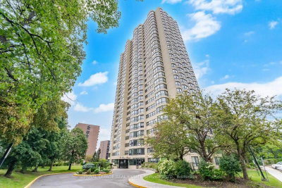 8 Lisa Brampton,ON L6T 4S6 — Photo 1