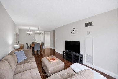 8 Lisa Brampton,ON L6T 4S6 — Photo 16