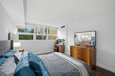 8 Lisa Brampton,ON L6T 4S6 — Photo 19