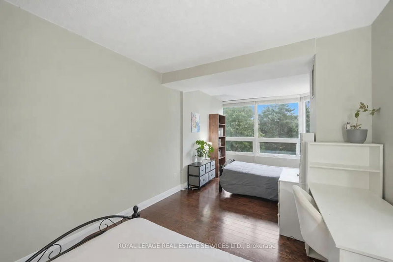 8 Lisa Brampton,ON L6T 4S6 — Photo 26